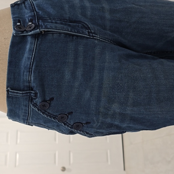 Stylish Bootcut Denim Trousers - Picture 2 of 4